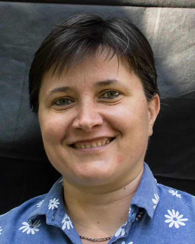 Jela Zvaríková